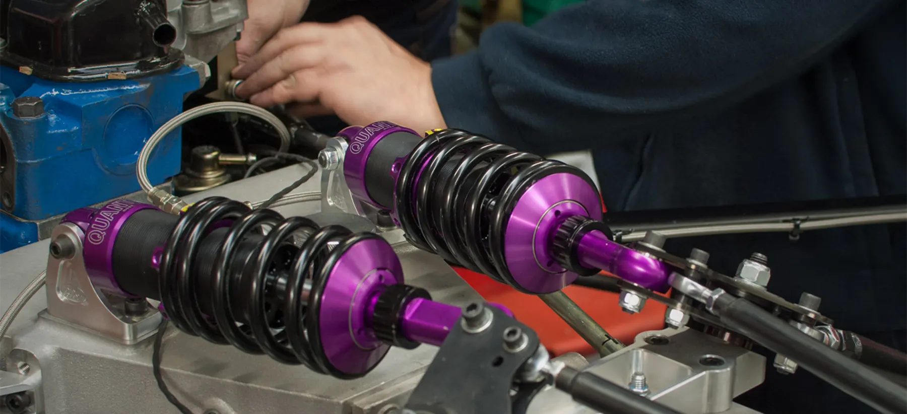 reglage-amortisseurs-arriere-monoplace-racing-motorsport-v2 Réglage des amortisseurs arrière d’une monoplace dans le cadre de la préparation technique Racing Motorsport